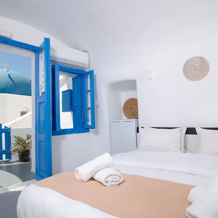 Luxus Vip Suites Oia Exterior photo