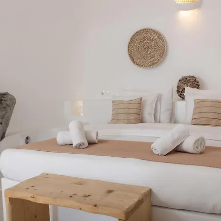 Luxus Vip Suites Oia Exterior photo